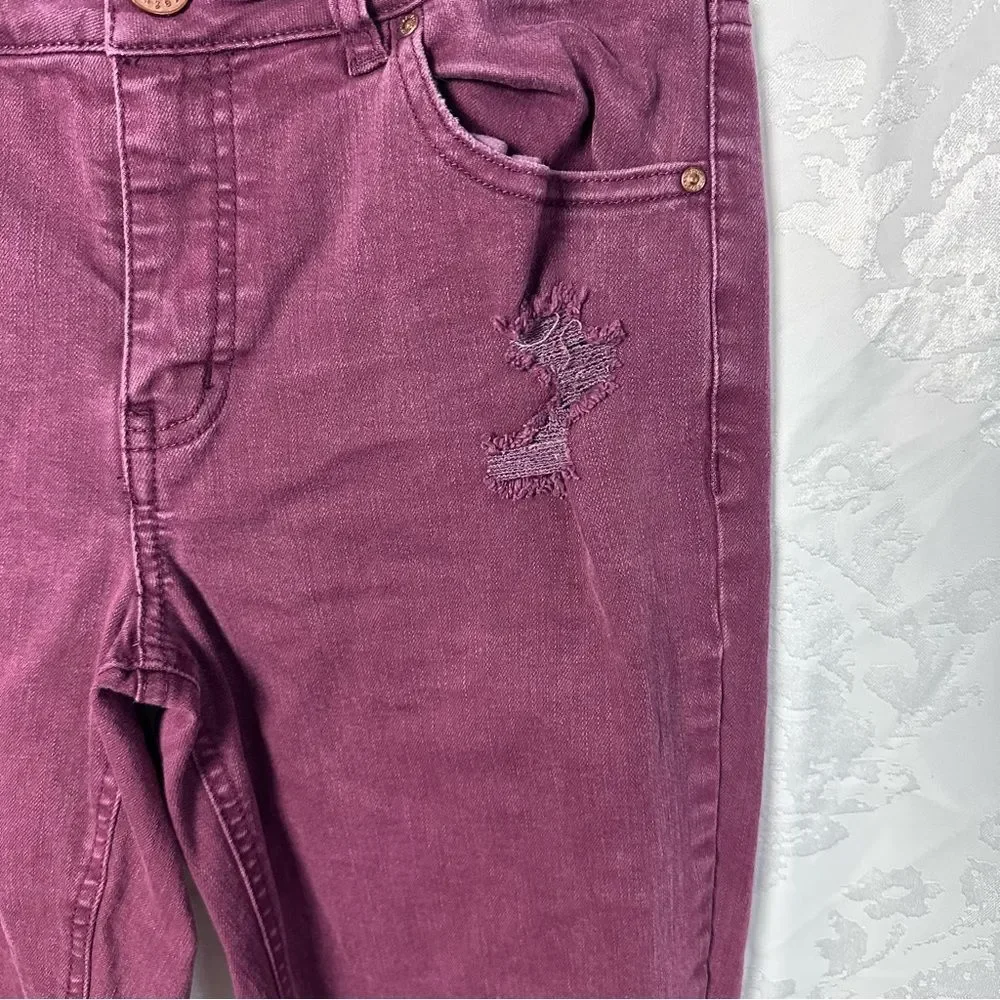 refuge stylish burgundy